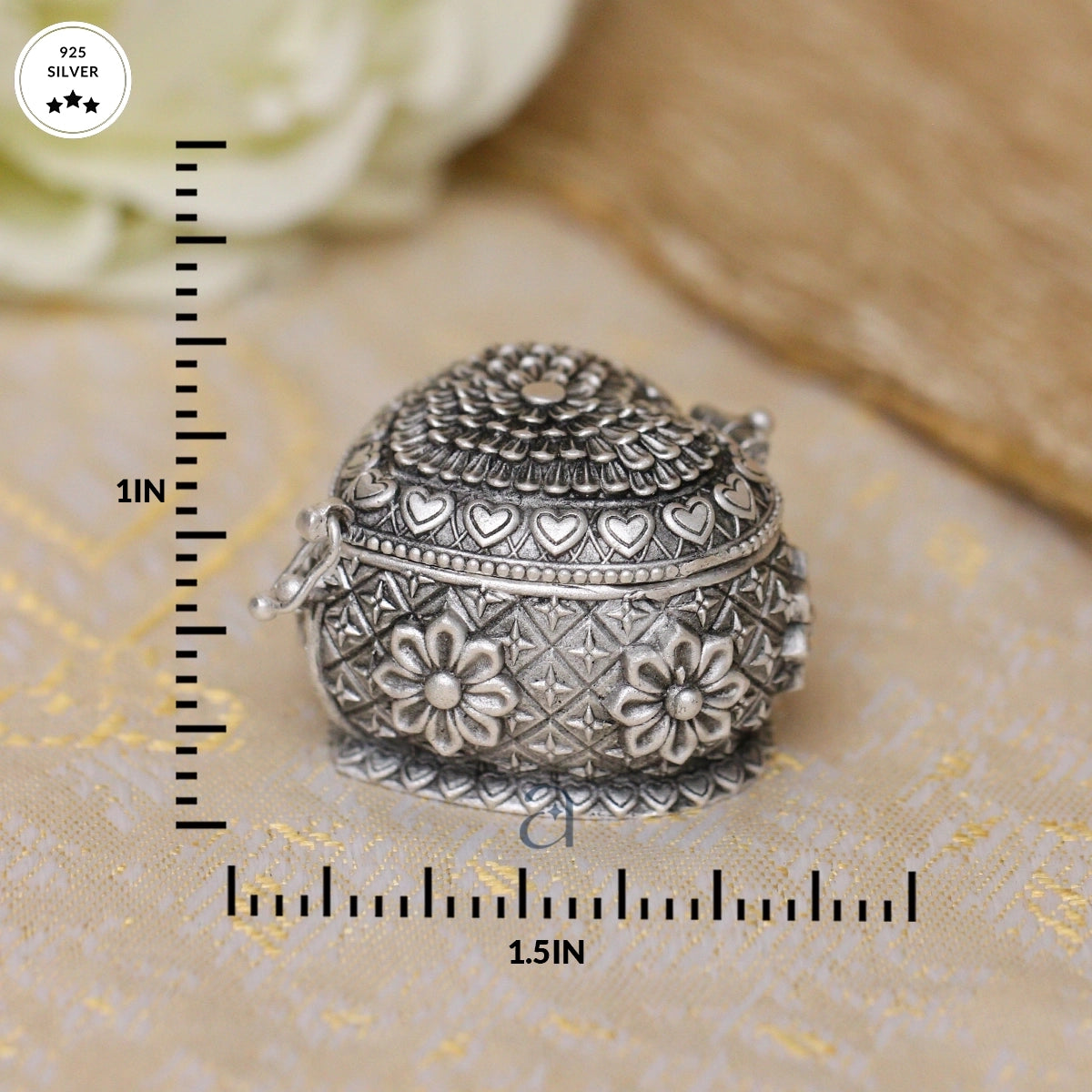 Antique Silver Karanda in Heart Shape