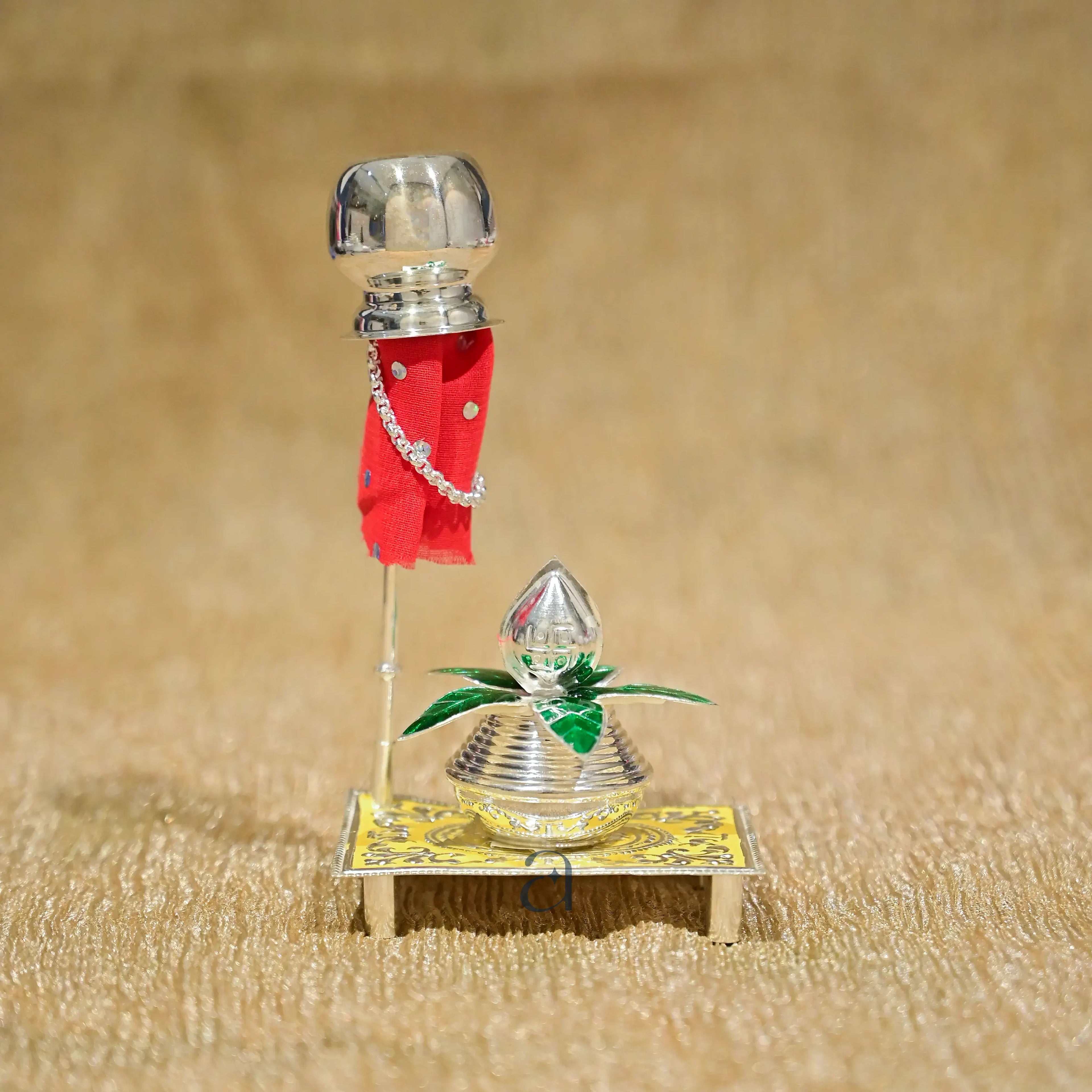 Silver Gudi with Yellow Base