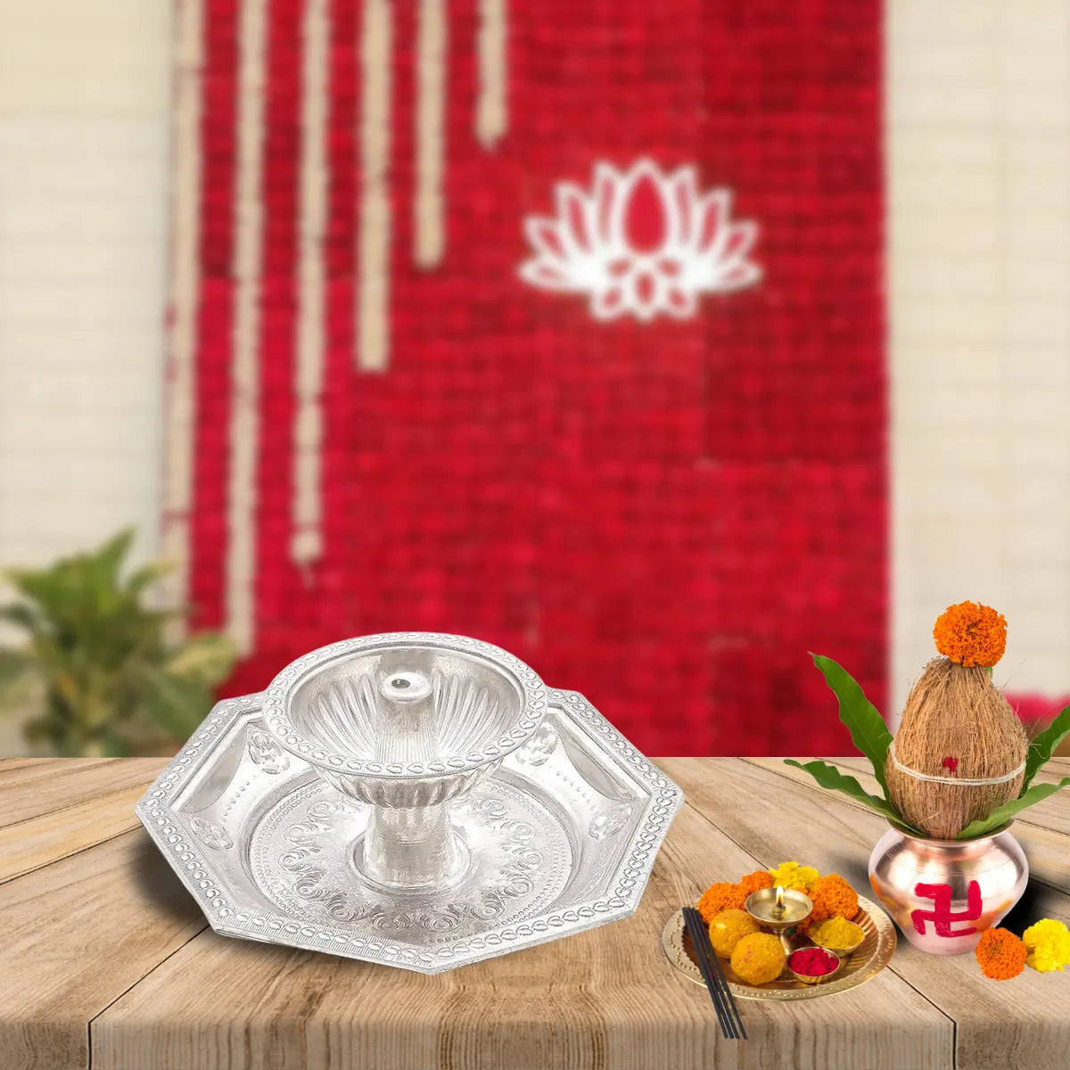 Silver Filigree Patterned Diya