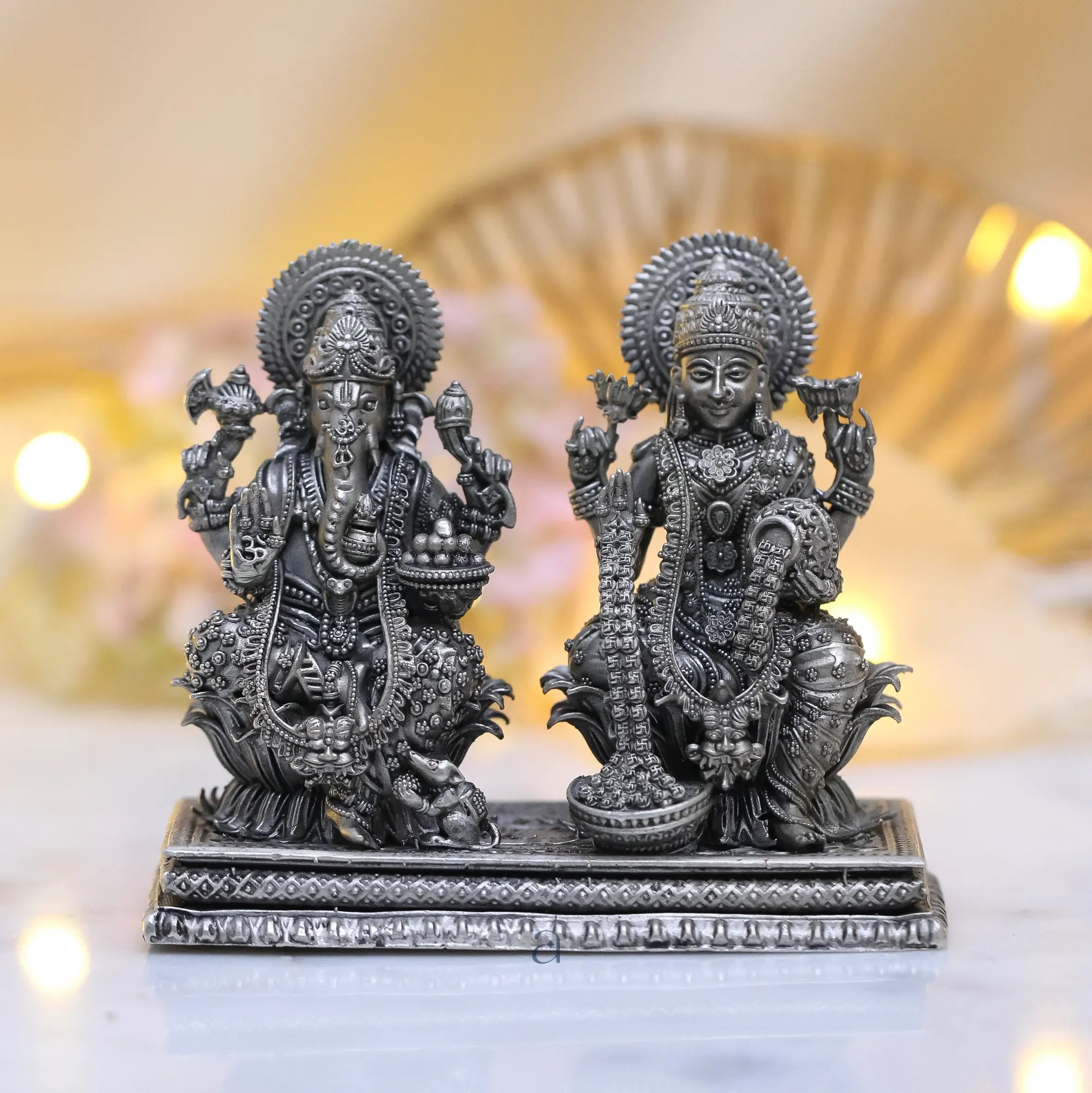925 Sterling Silver Antique Finish Hollow Ganesh Lakshmi Idol