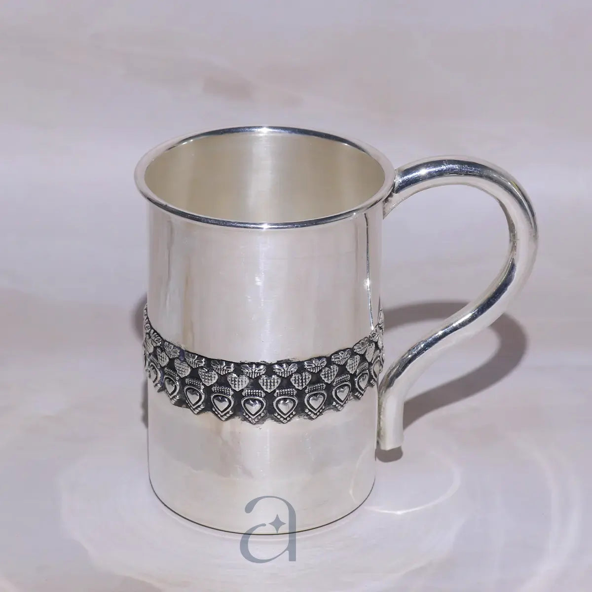 925 Antique Silver Heart Designed Mug