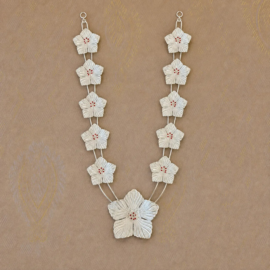 Silver Jaswanda Flower Haar
