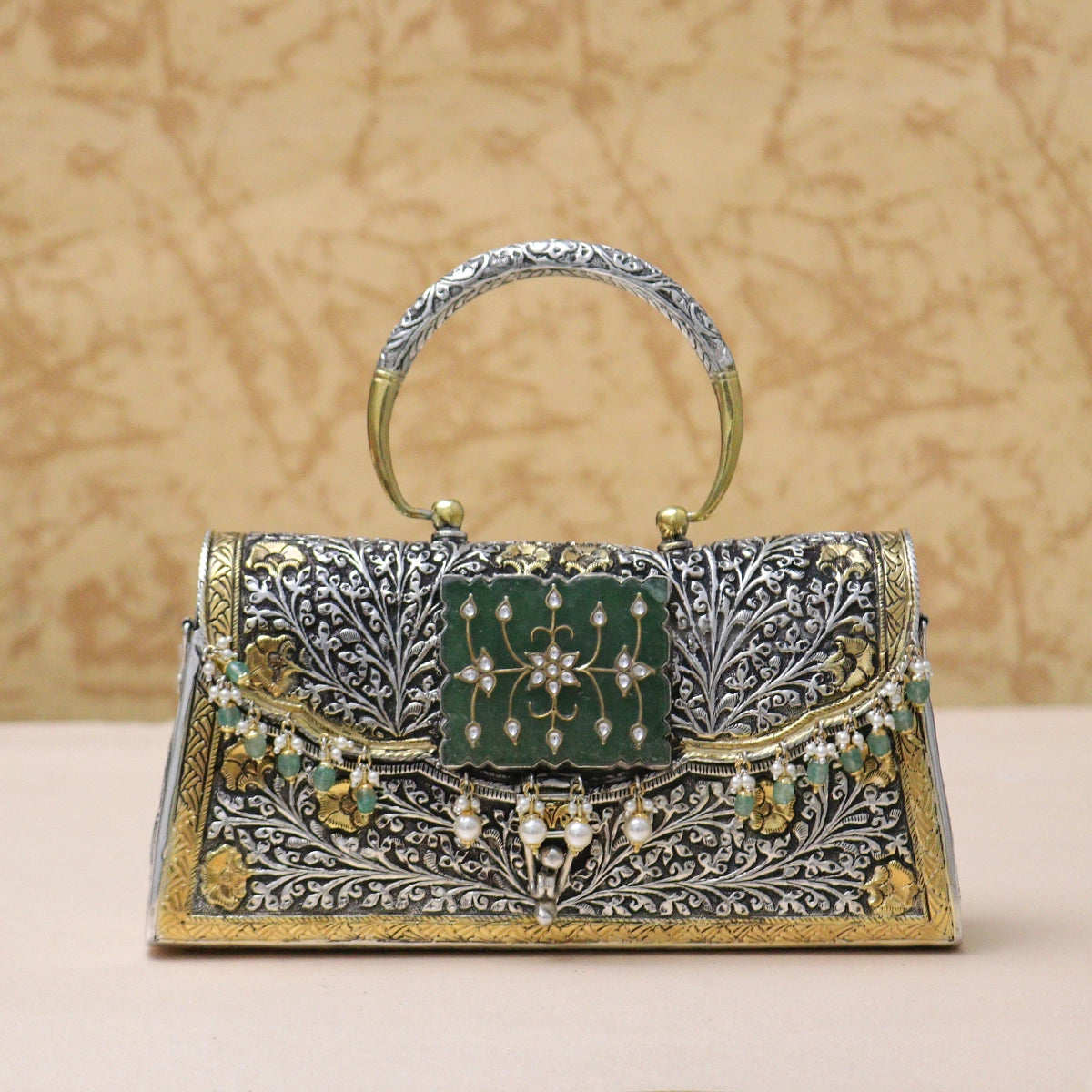 925 Antique Silver Purse with Green Stone Design