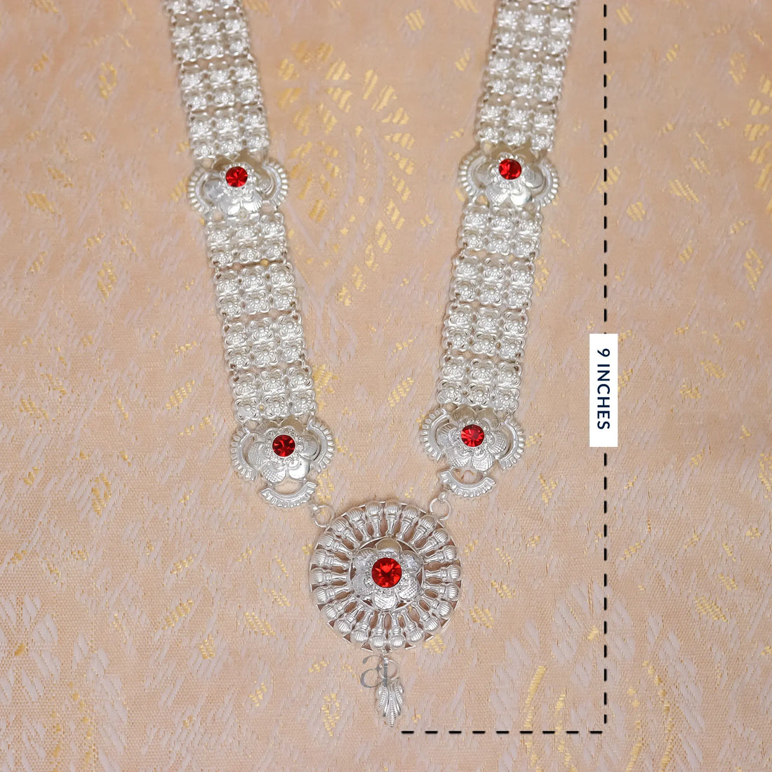 Devotional Silver Haar