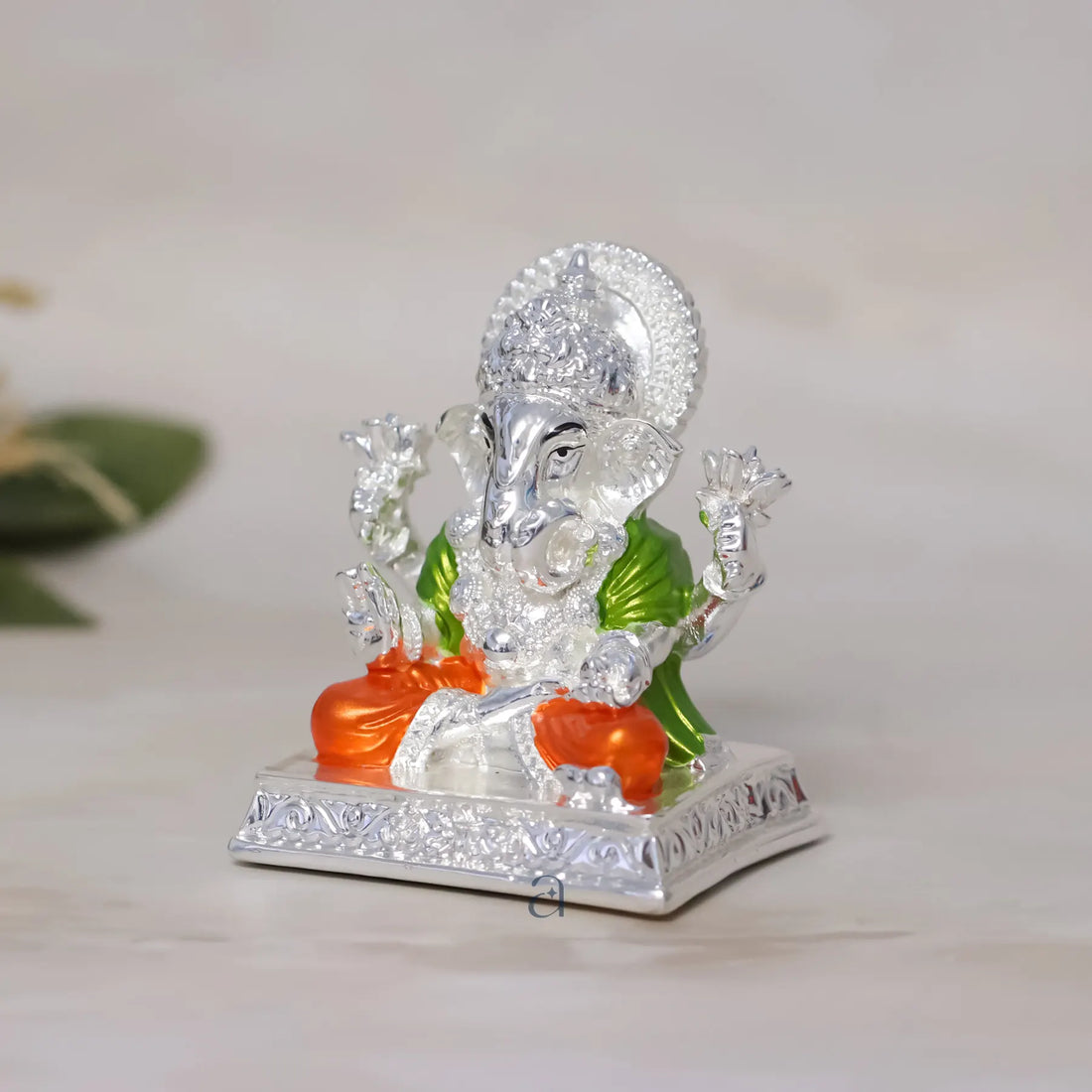 Ganeshji Idol for Auspicious Beginnings