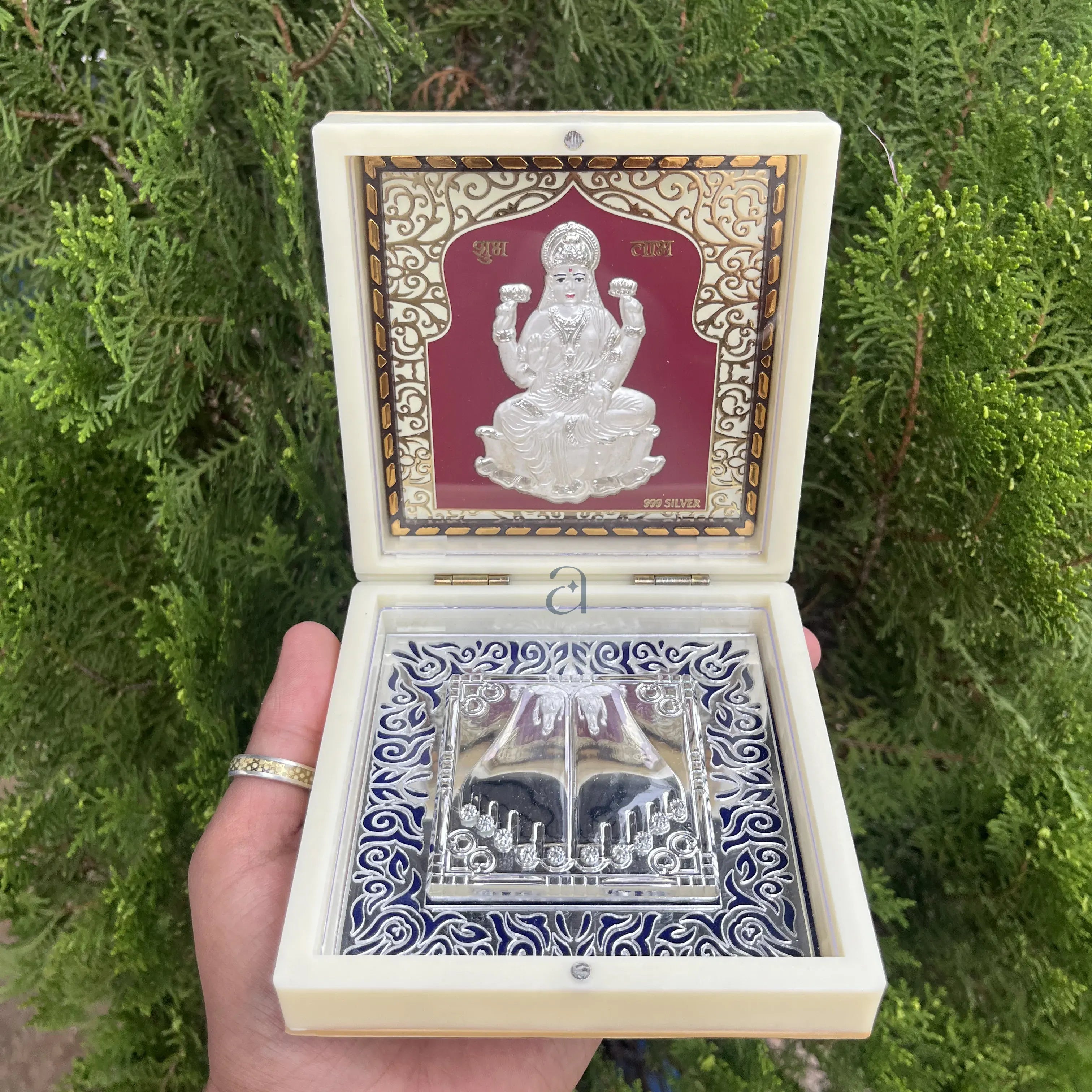 Lakshmiji Pocket Temple