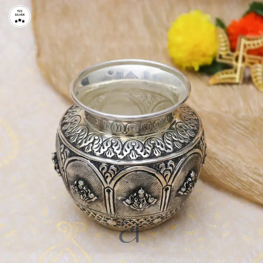 Infinite Gleam Antique Silver Kalash