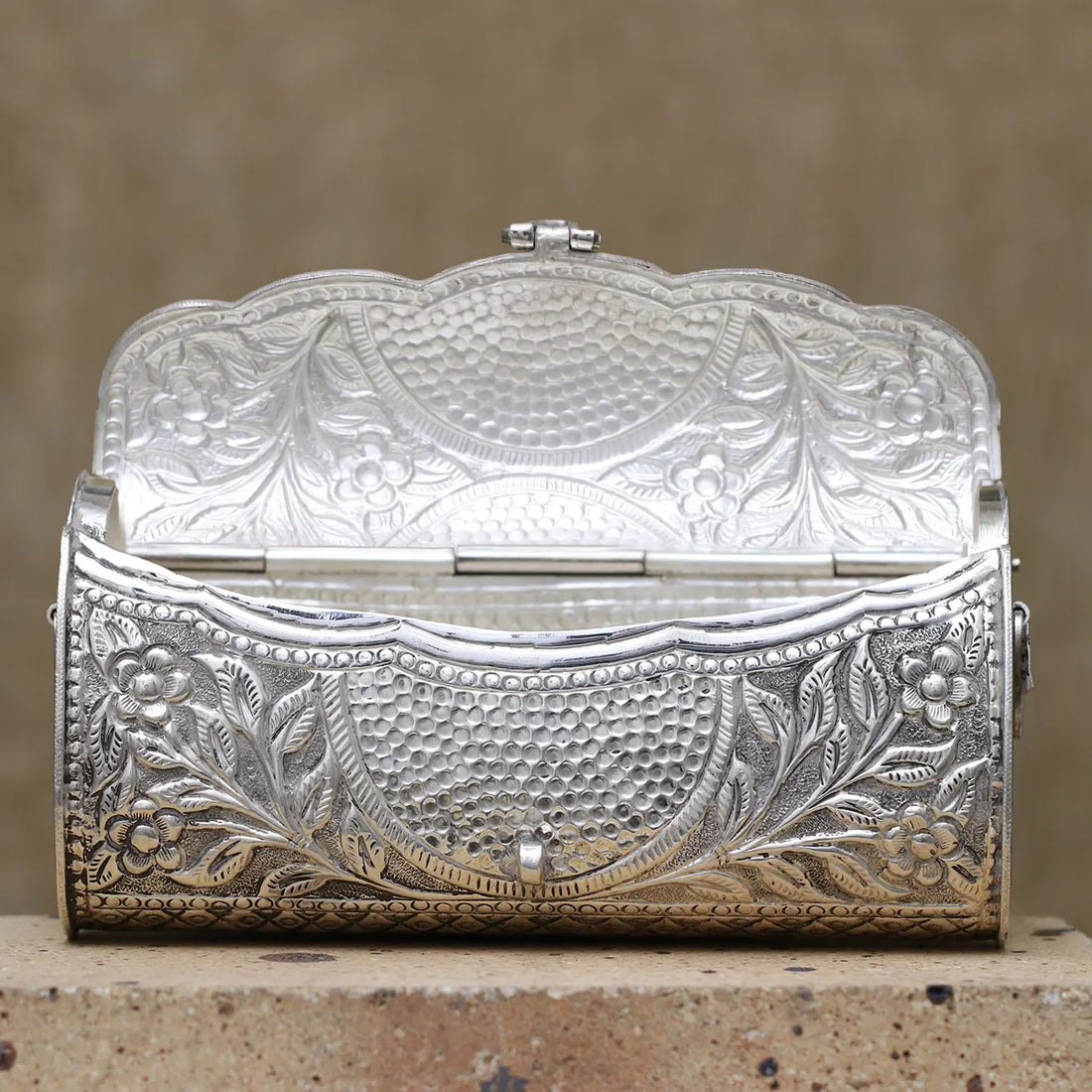 Vintage Sterling Silver Purse with Floral Embossed Design