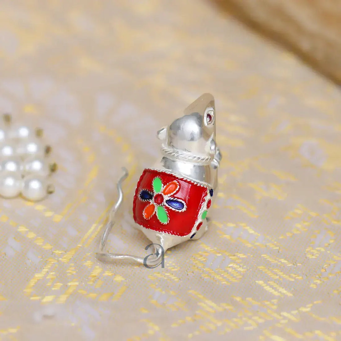 Red Silver Divine Mushakraj
