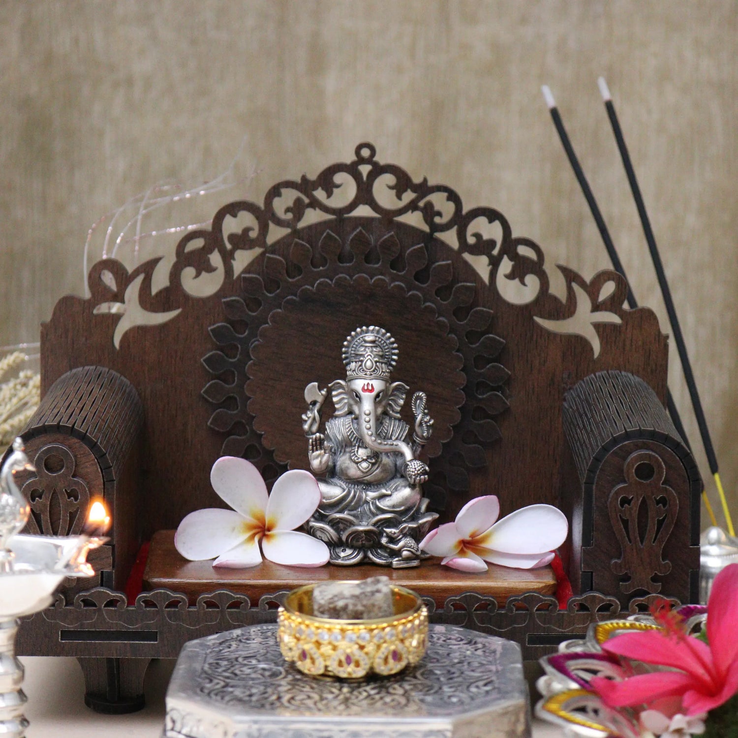 Exquisite Silver Ganesh Idol for Puja and Worship