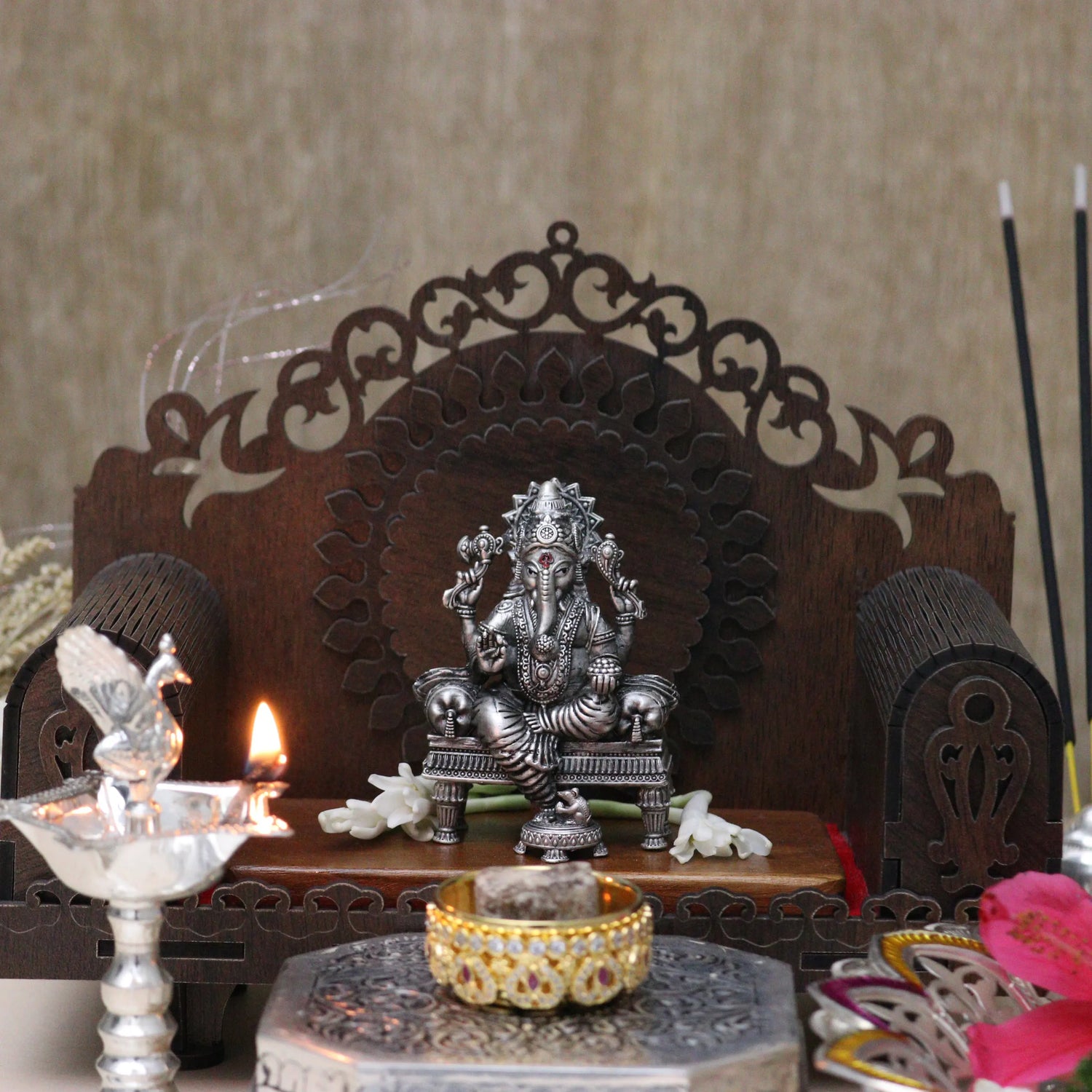 Traditional Silver Ganesh Idol for Home Puja Spaces